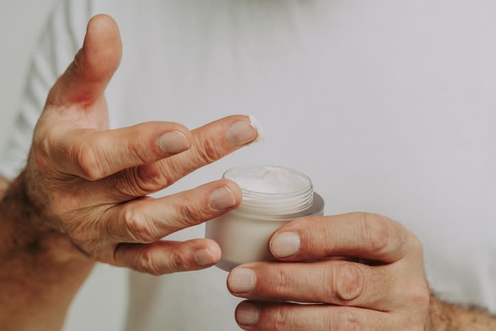 Summer Skin Care: 5 Quick Tips for Preventing Rashes and Odors