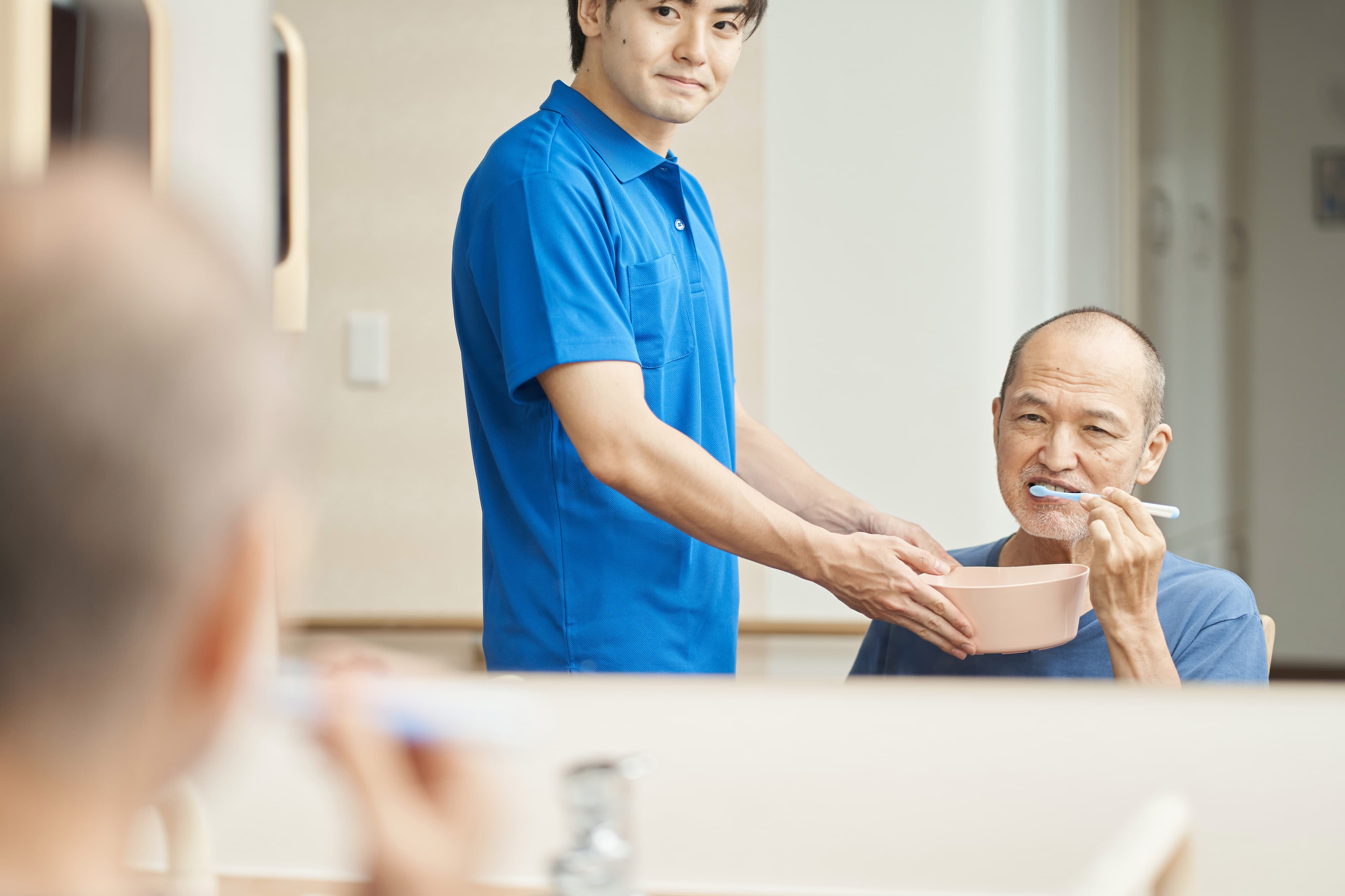 Oral Care Items to Keep Your Loved One’s Teeth and Gums Healthy