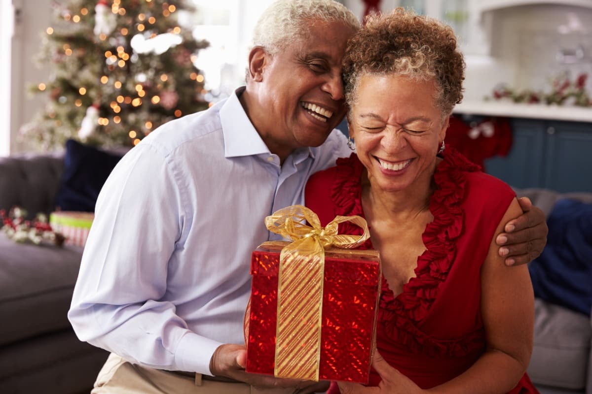 Holiday Shopping Ideas - Gifts for Elderly Women