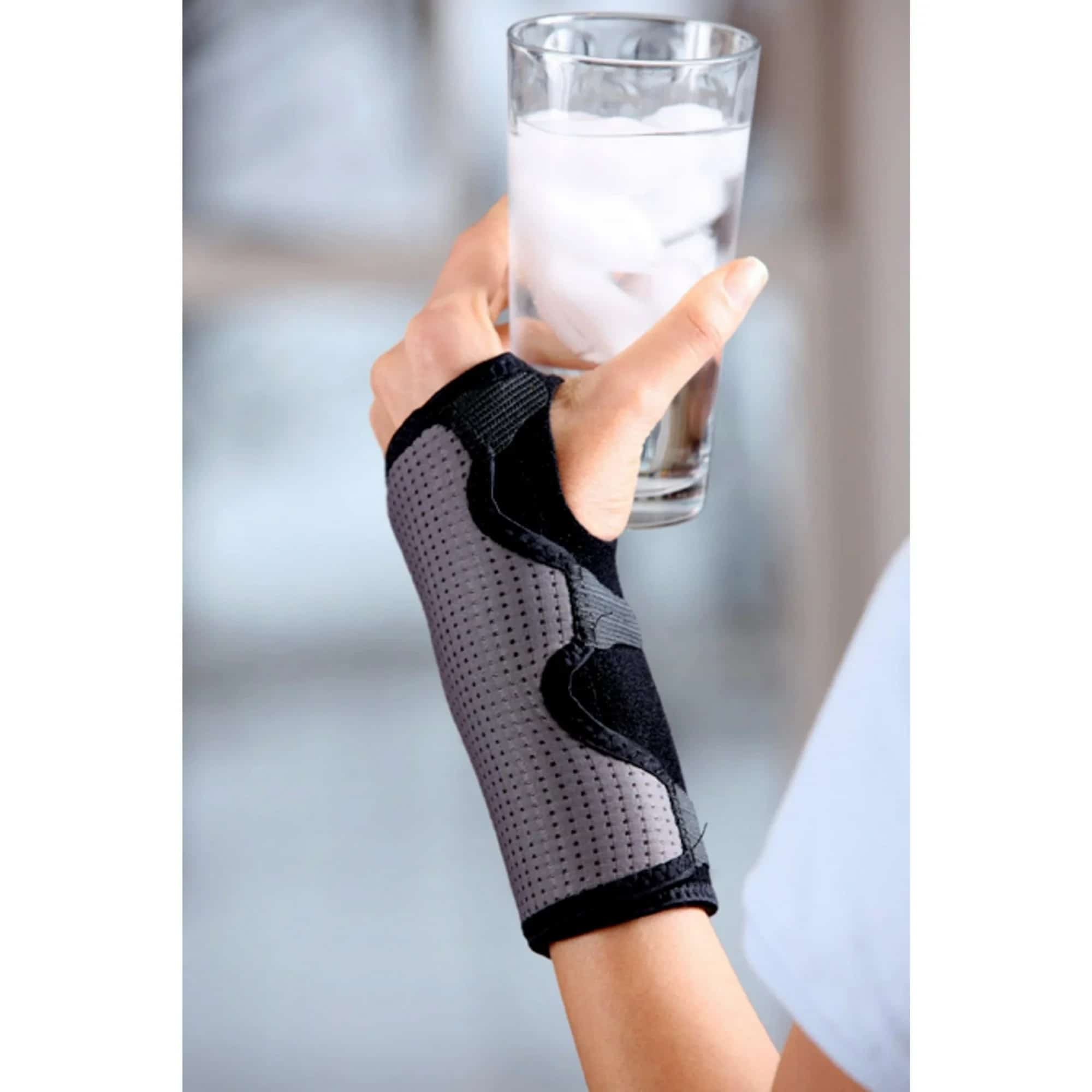 Reversible Splint 3M ACE Adjustable Reversible Splint Wrist Brace | Carewell